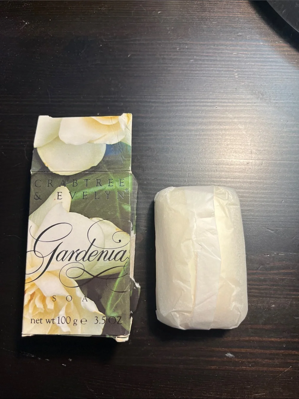 Vintage 1990s Crabtree & Evelyn Gardenia Soap Bar - Cream and Green Packaging
